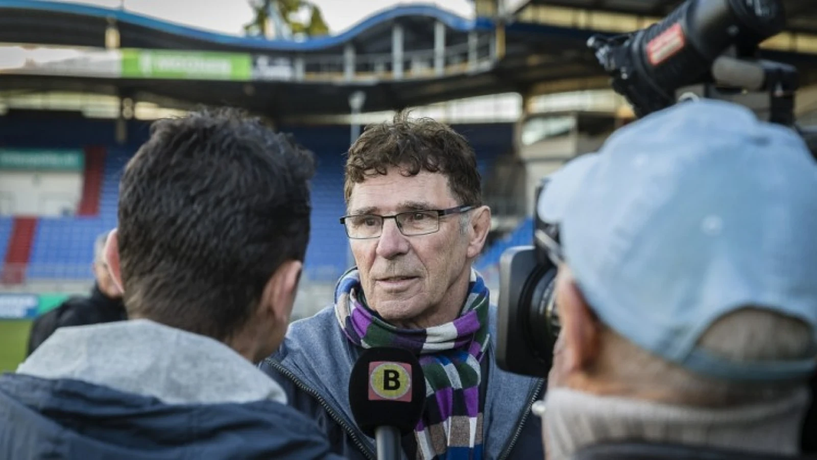 Van Hanegem zondag te gast in FC Rijnmond