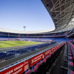 Feyenoord presenteert het nieuwe uitshirt 