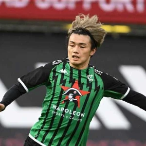 'Ueda verkiest Feyenoord boven Sevilla FC'