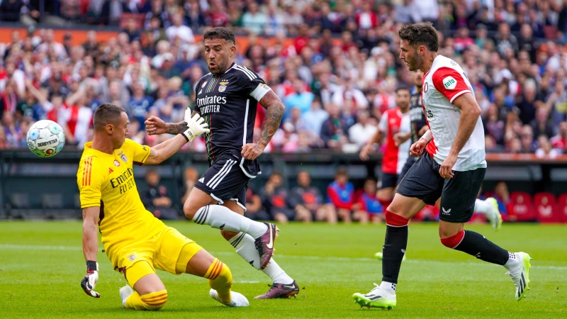 Feyenoord wint openingswedstrijd van SL Benfica