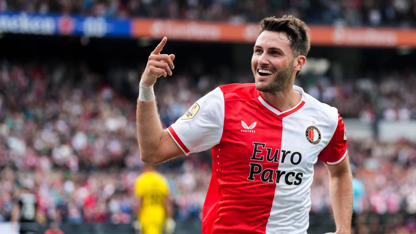 OFFICIEEL | Feyenoord verlengt contract Gimenez