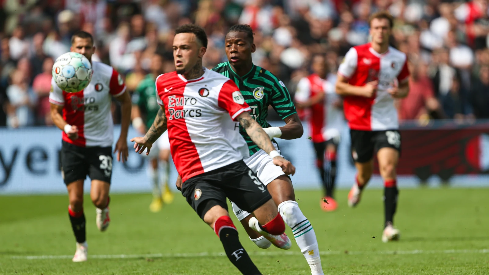 Feyenoord speelt in De Kuip teleurstellend gelijk tegen Fortuna Sittard