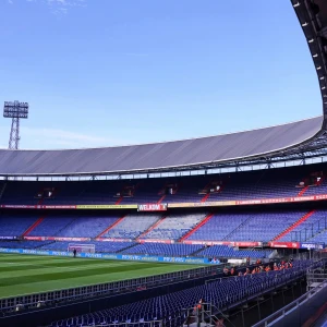 Feyenoord wint besloten oefenwedstrijd van Willem II