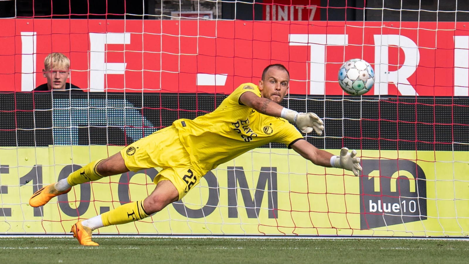 VI: 'Feyenoord twijfelt over aantrekken doelman, maar Wellenreuther lijkt vervanger Bijlow'