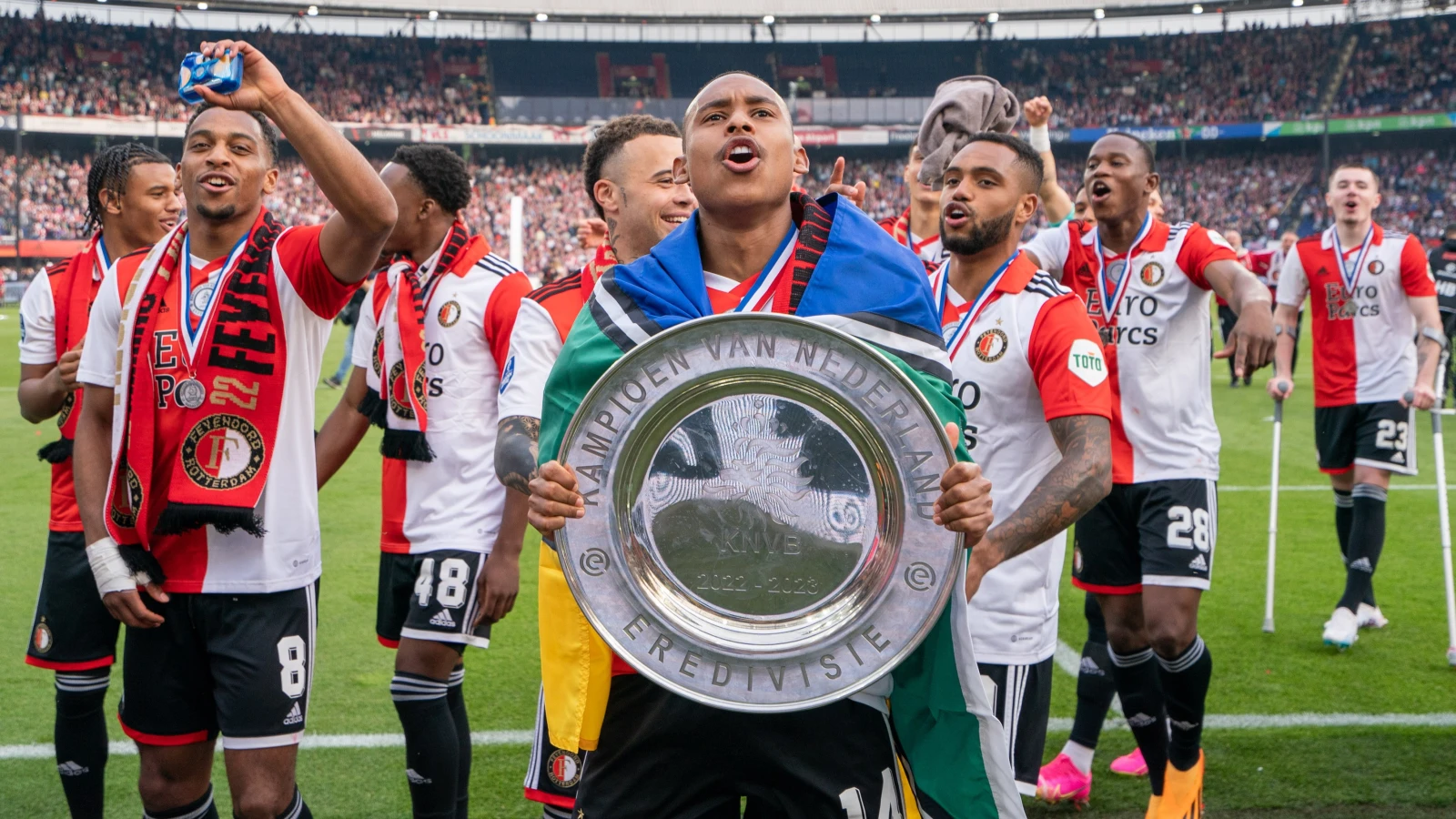 Paixão maakt doelpunt van het seizoen 2022-2023 voor Feyenoord