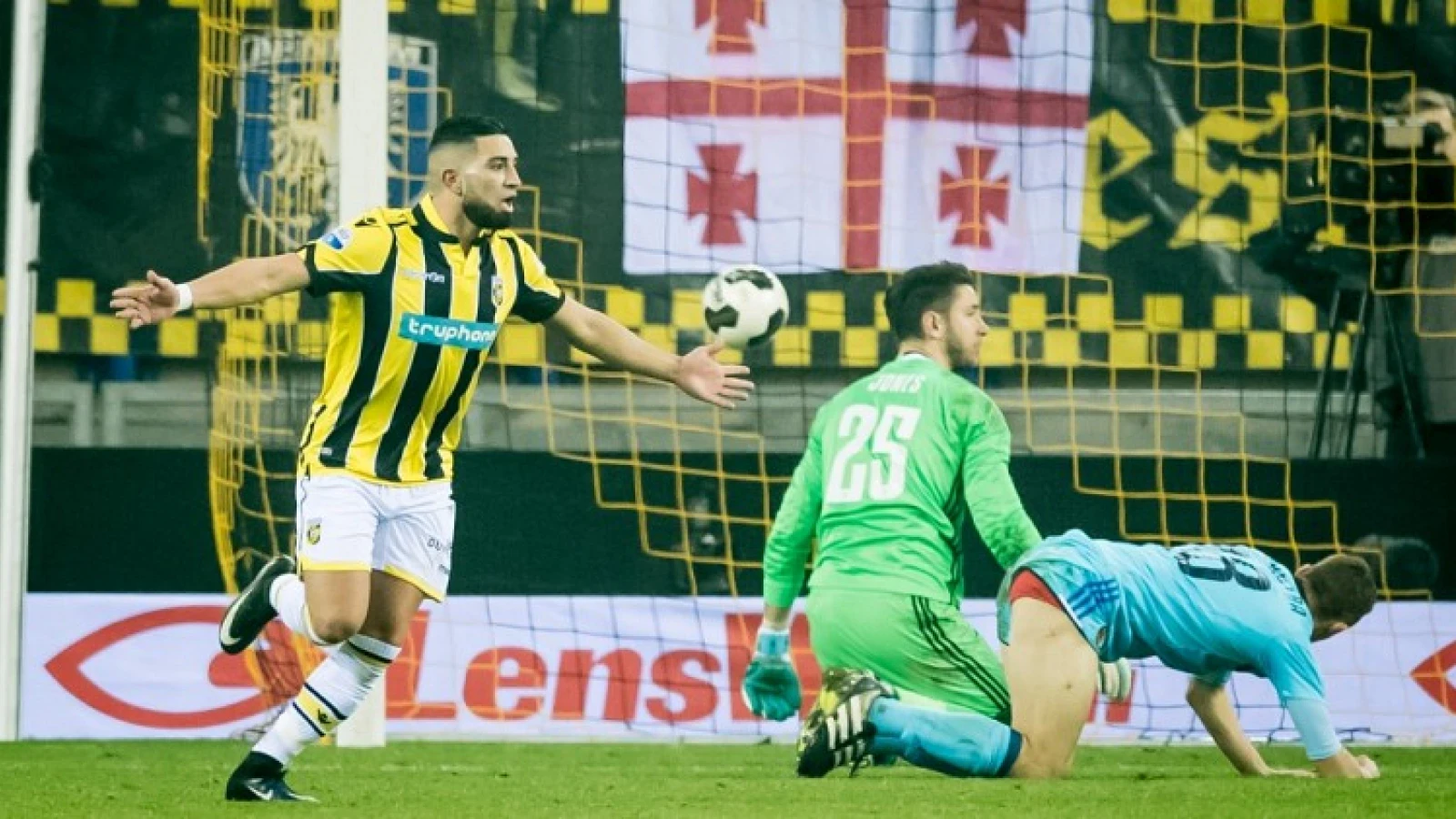 Feyenoord verliest van Vitesse en is uitgeschakeld in de KNVB Beker