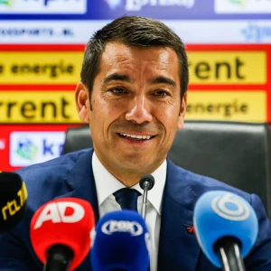 'Van Bronckhorst in belangstelling van La Liga-club'