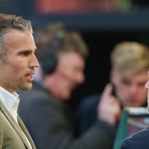 Van Persie: 'Ik probeer daar zorgvuldig mee om te gaan'