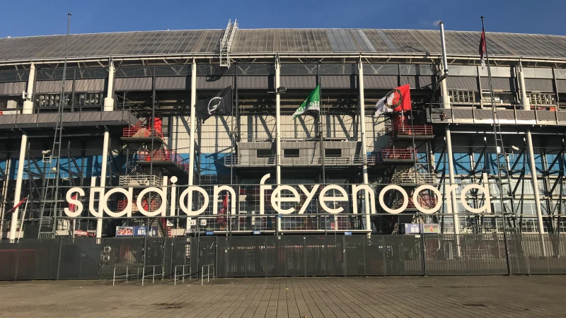 STAND | Feyenoord blijft vierde na ruime winst op sc Heerenveen