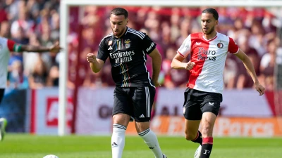 CHAMPIONS LEAGUE | Kökçü verliest met SL Benfica en PSV krijgt pak slaag in Londen