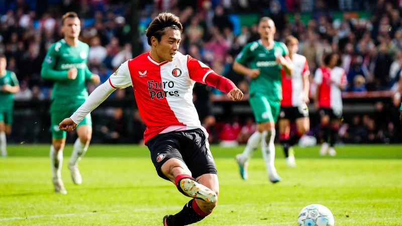 'Feyenoord wil dinsdag oefenwedstrijd spelen om Ueda minuten te laten maken'