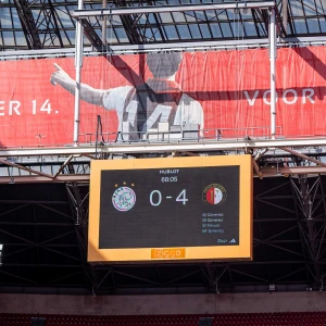 'Op dit moment is Ajax een lichtjaar verwijderd van Feyenoord'