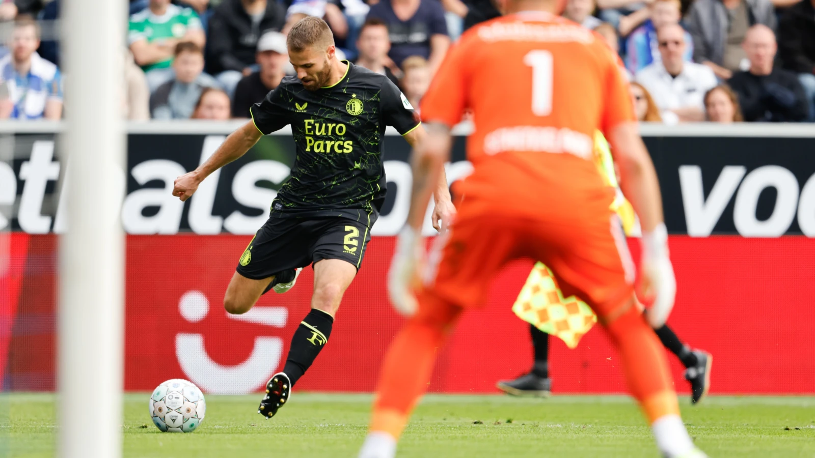 Nieuwkoop tevreden: 'We geven denk ik weinig weg, de nul gehouden en twee goals gemaakt'