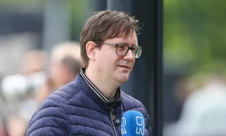 'Het kan een indicatie zijn dat hij zelf eventueel wel ergens voor open staat als echt een grote club zich meldt'