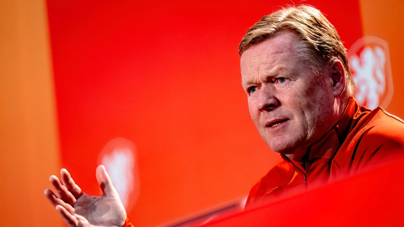 Koeman vol lof: 'Hij heeft het verdiend om te blijven staan'