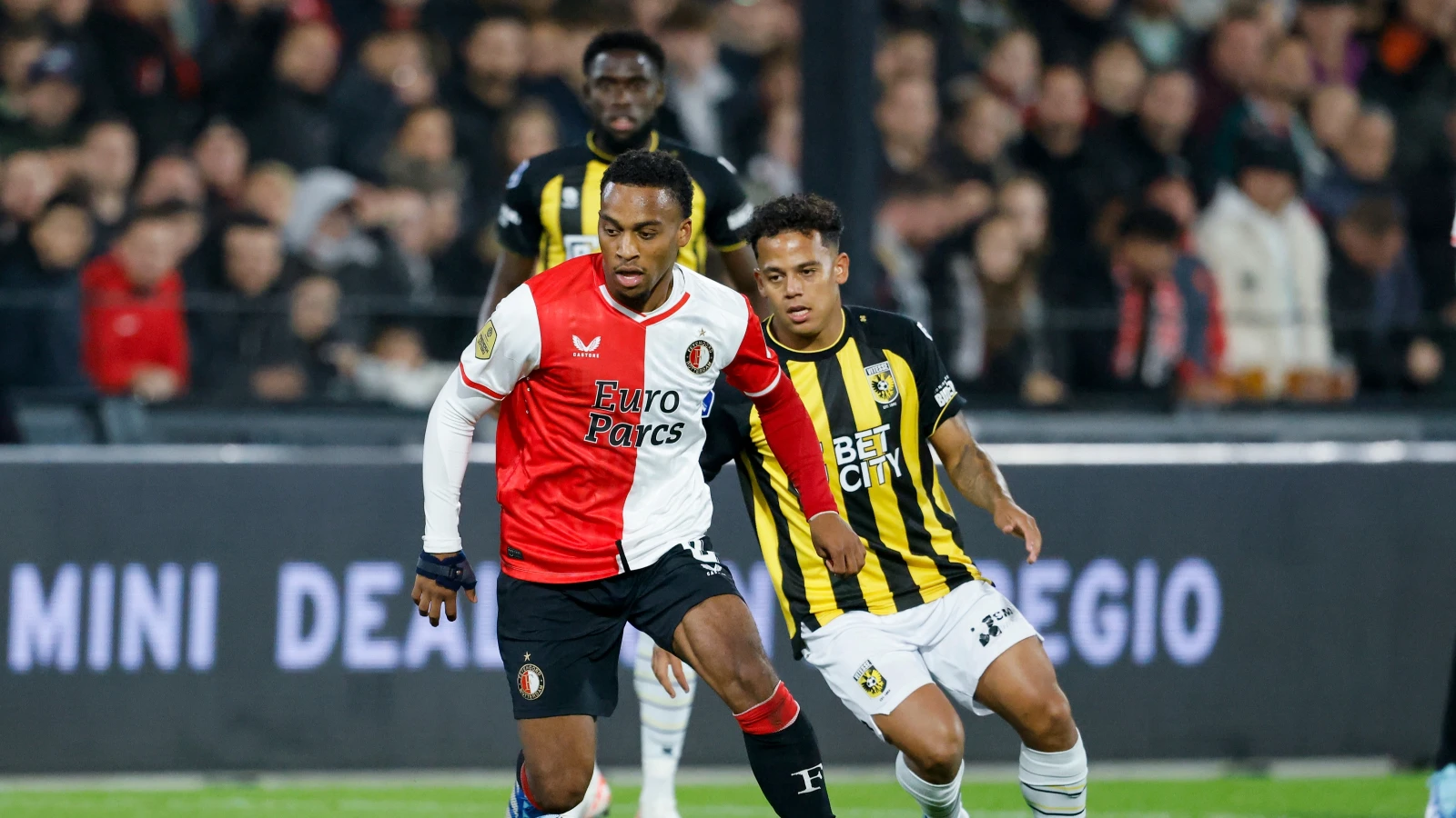 LIVE | Feyenoord - Vitesse 4-0 | Einde wedstrijd