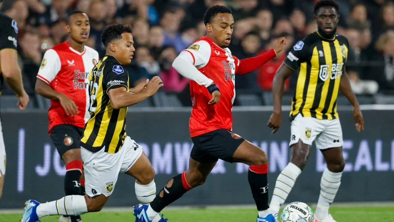 Sneijder wijst opmerkelijke uitblinker aan: 'De belangrijkste bij Feyenoord'