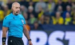 Szymon Marciniak scheidsrechter tijdens SS Lazio tegen Feyenoord