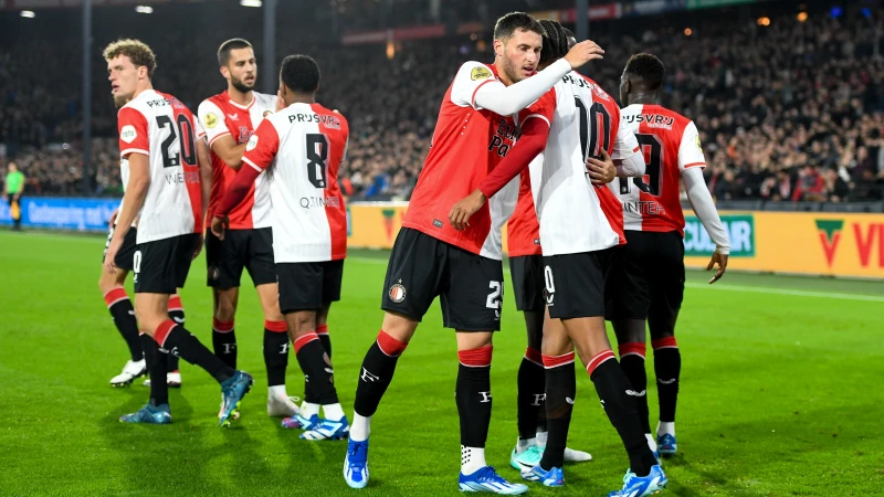 'Ik geef Feyenoord het voordeel omdat ze thuis spelen'