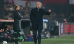 Slot: 'De bedoeling dat hij hier bij deze club hoofdtrainer gaat worden in de toekomst'