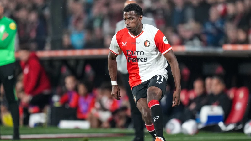 Feyenoord wint besloten oefenduel van Go Ahead Eagles