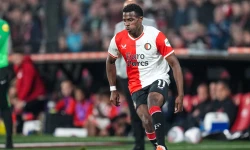 Feyenoord wint besloten oefenduel van Go Ahead Eagles