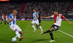Van Beek over ploeggenoot bij Feyenoord: 'Dus ik zei er wel soms wat van'