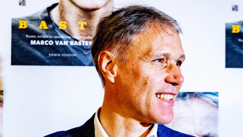 Van Basten prijst metamorfose: 'Dan dacht je echt: Waarom sta je opgesteld?'