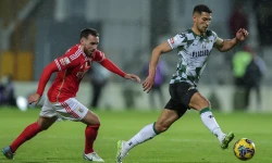 Oud-Feyenoorders | Titelstrijd in Portugal draait op volle toeren
