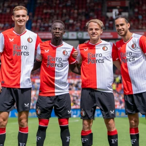 Tweetal Feyenoorders mogelijk bijna maand niet inzetbaar voor de Rotterdammers