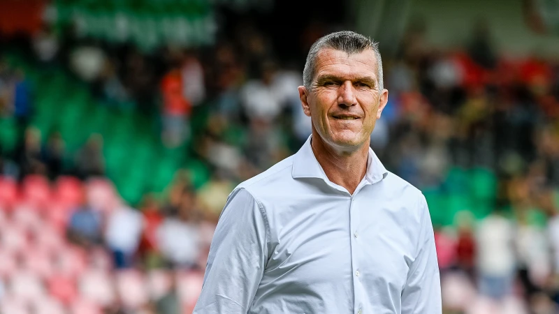 Dijkhuizen over Feyenoorder: 'Die kunnen we helaas niet kopen'