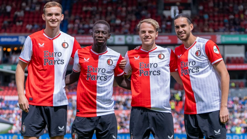 Tussen welke grote namen kunnen wij de Feyenoorders zien?