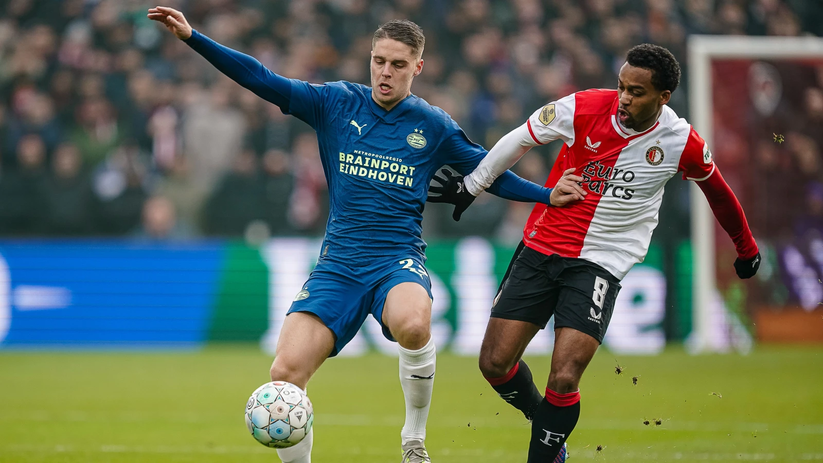 PSV mist Veerman tegen Feyenoord