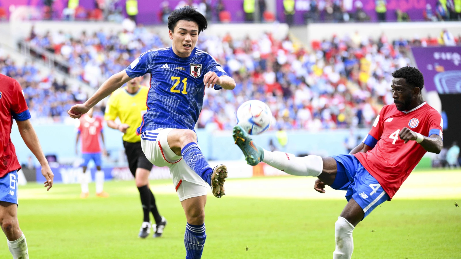 Ueda twee keer trefzeker voor Japan dat door gaat in AFC Asian Cup