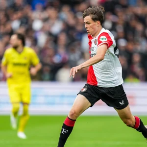 'Feyenoord wil contract Sauer verlengen'