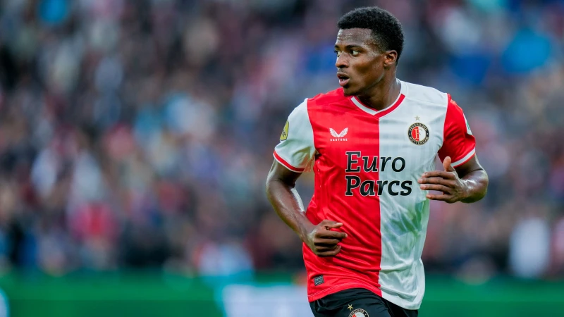Dilrosun neemt via sociale media afscheid van Feyenoord-supporters
