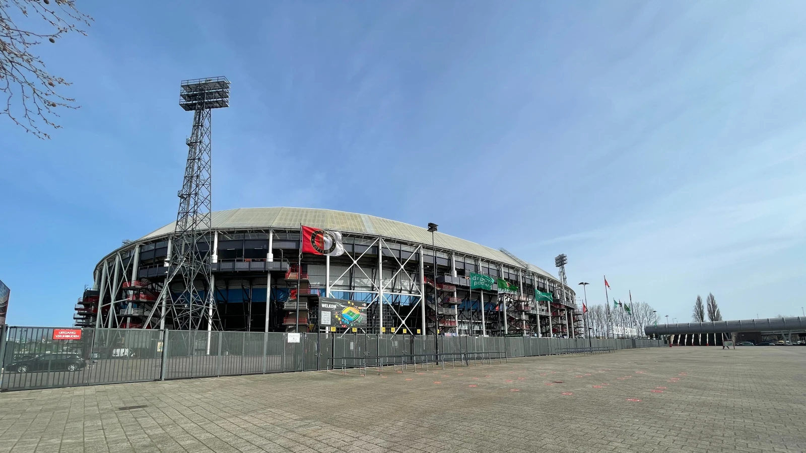 Kaartverkoop Feyenoord - AS Roma start voor seizoenkaarthouders