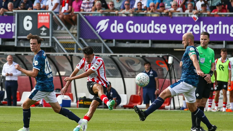 KNVB maakt scheidsrechter voor stadsderby bekend
