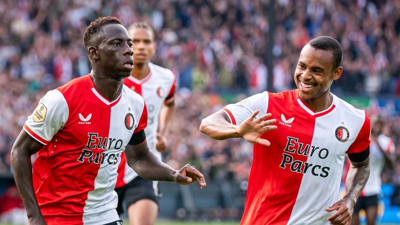 'Arne Slot zoekt in februari nog steeds bij Feyenoord'