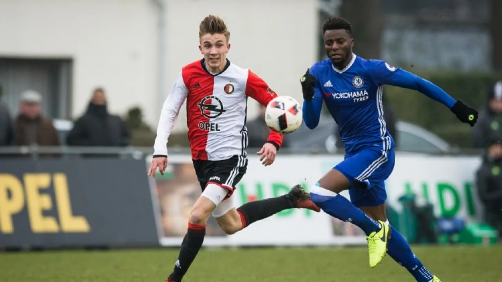 Jong talent mag hopen op plaats op de bank in wedstrijd tegen ADO Den Haag