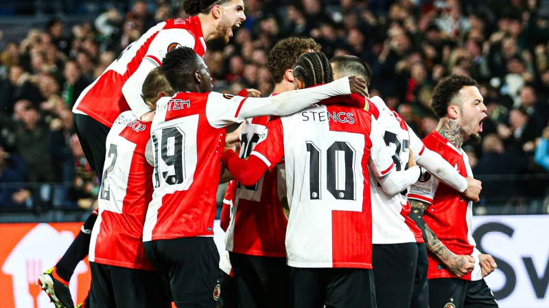 EREDIVISIE | Ajax morst punten tegen NEC Nijmegen