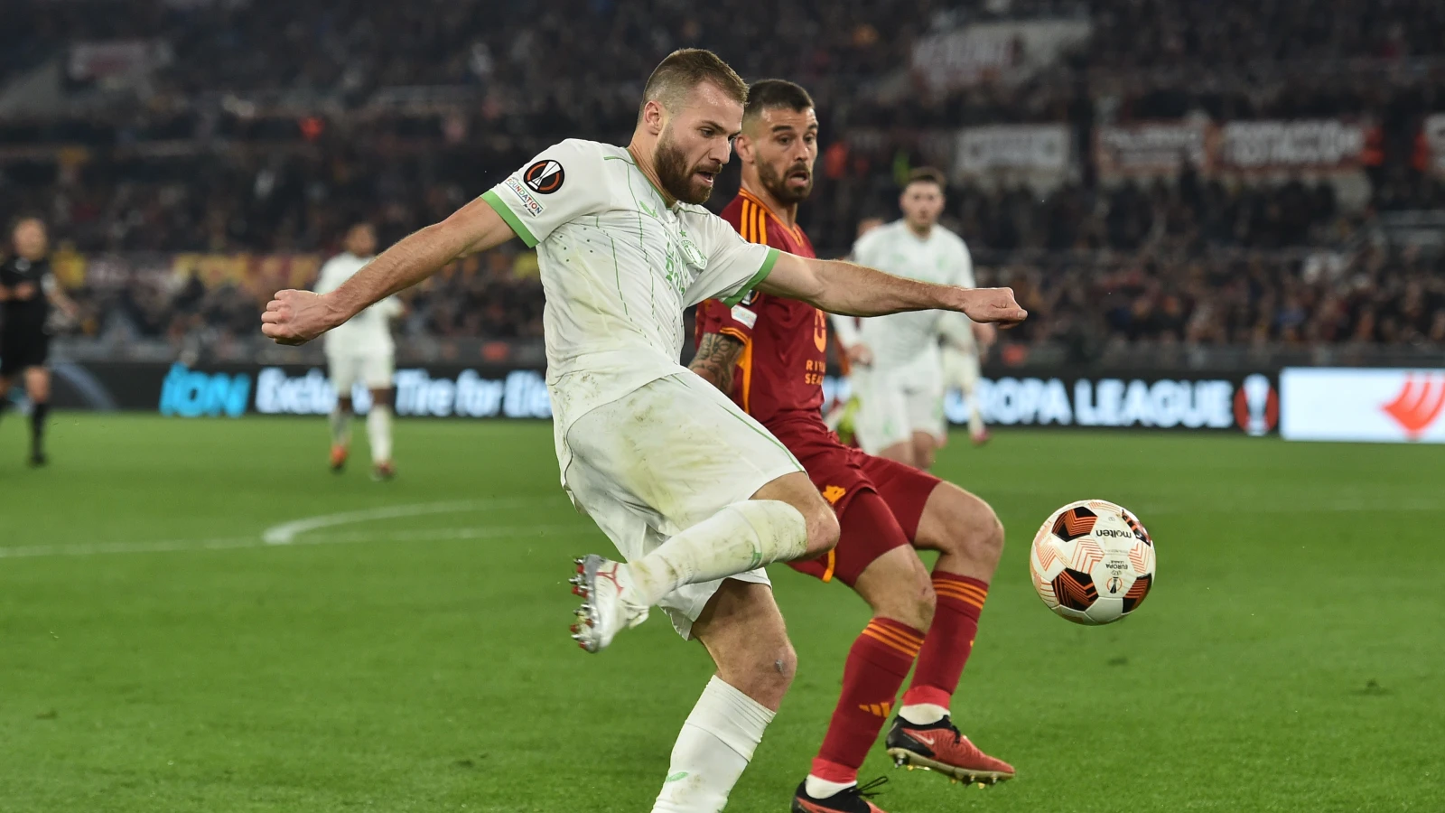 Feyenoord verliest van AS Roma na strafschoppen