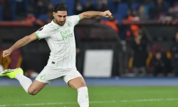 'Nieuwkoop twijfelgeval, Jahanbakhsh raakt opnieuw geblesseerd'