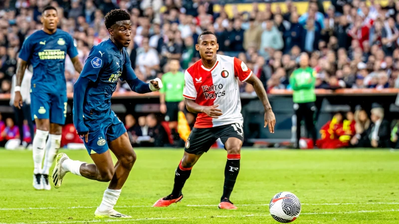 Feyenoord-target Babadi verlengt bij PSV