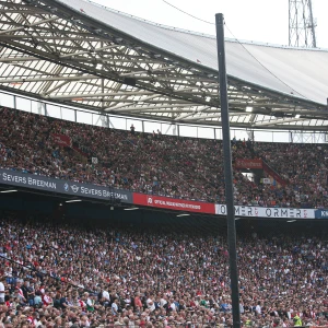'KNVB wil af van netten voor bekerfinale'