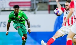 't Zand in voorselectie Suriname