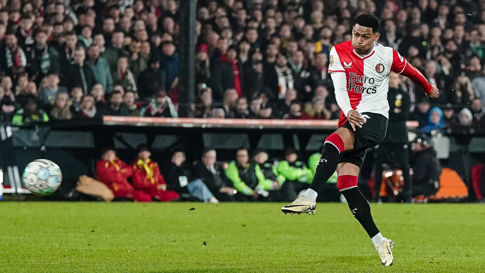 VI: 'Lopez gaat Feyenoord verlaten'