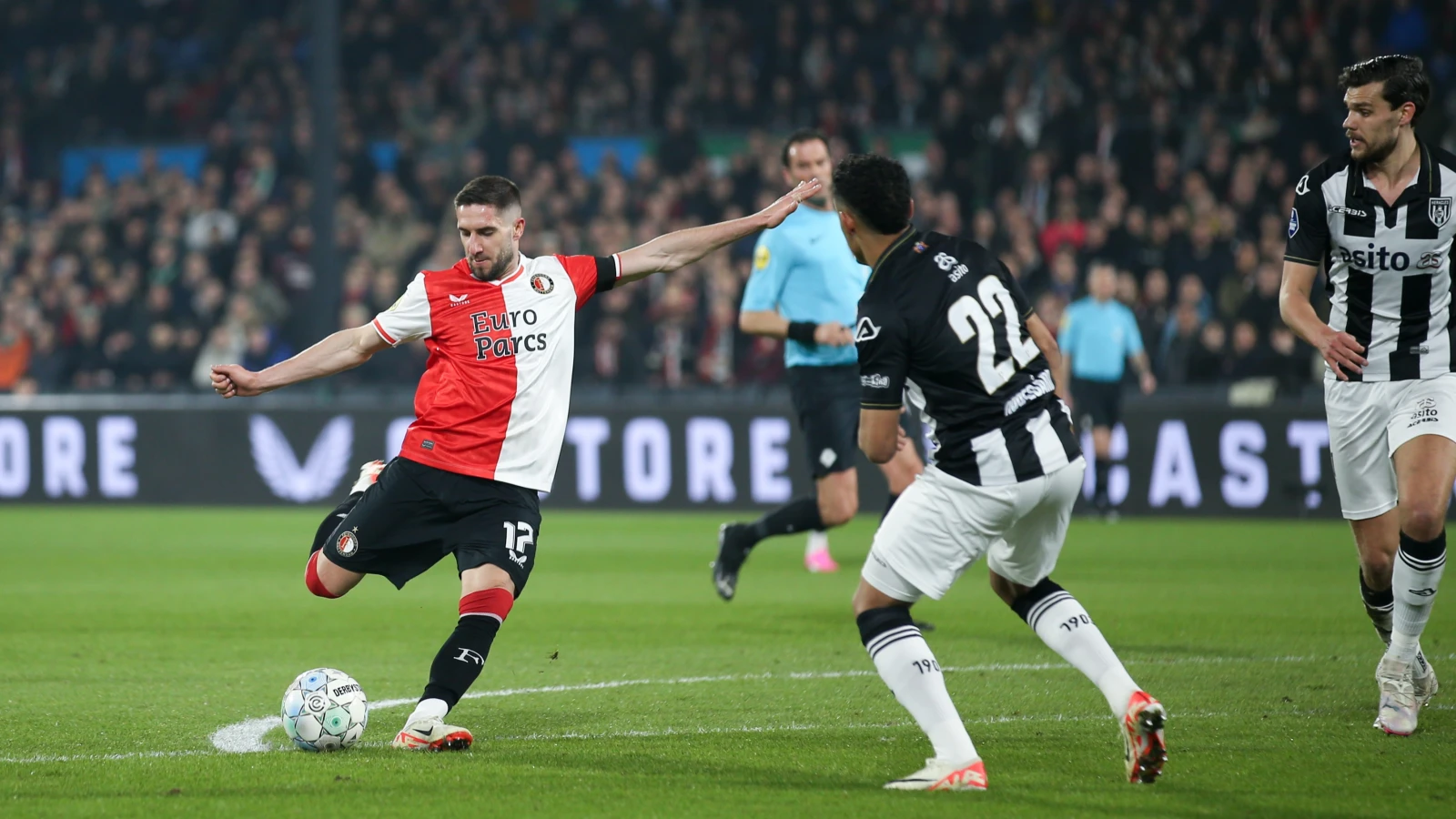 LIVE | Feyenoord - Heracles Almelo 3-0 | Einde wedstrijd