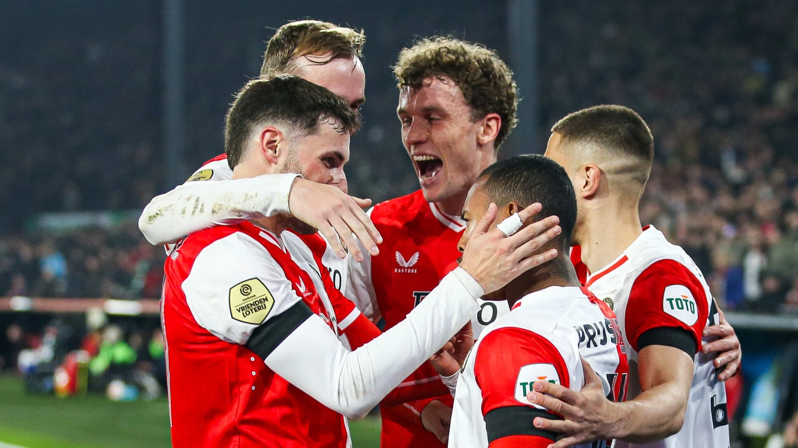 EREDIVISIE | PSV in 'dying seconds' langs FC Twente