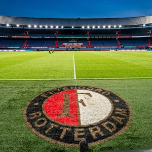 'Feyenoord en PSV strijden om gewilde talentvolle Zweedse middenvelder'